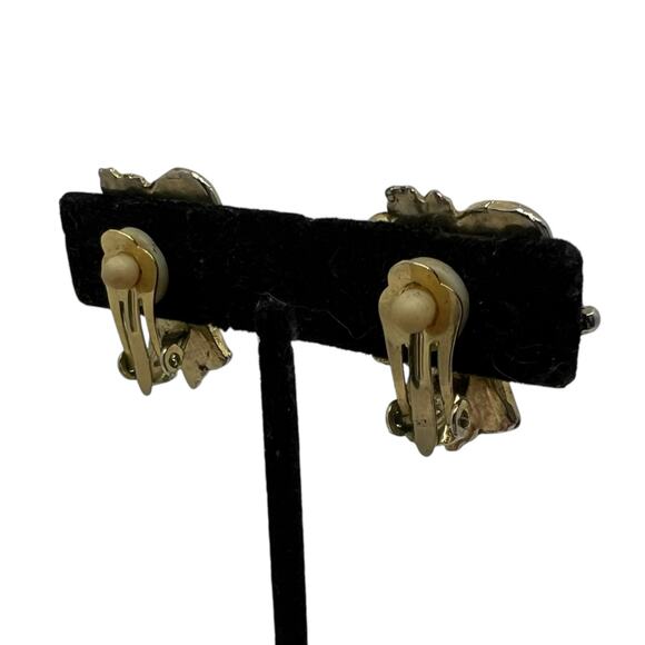 Vintage Christmas Candy Cane Earrings Festive Enamel Clip-On Holiday Jewelry Set - Picture 8 of 14